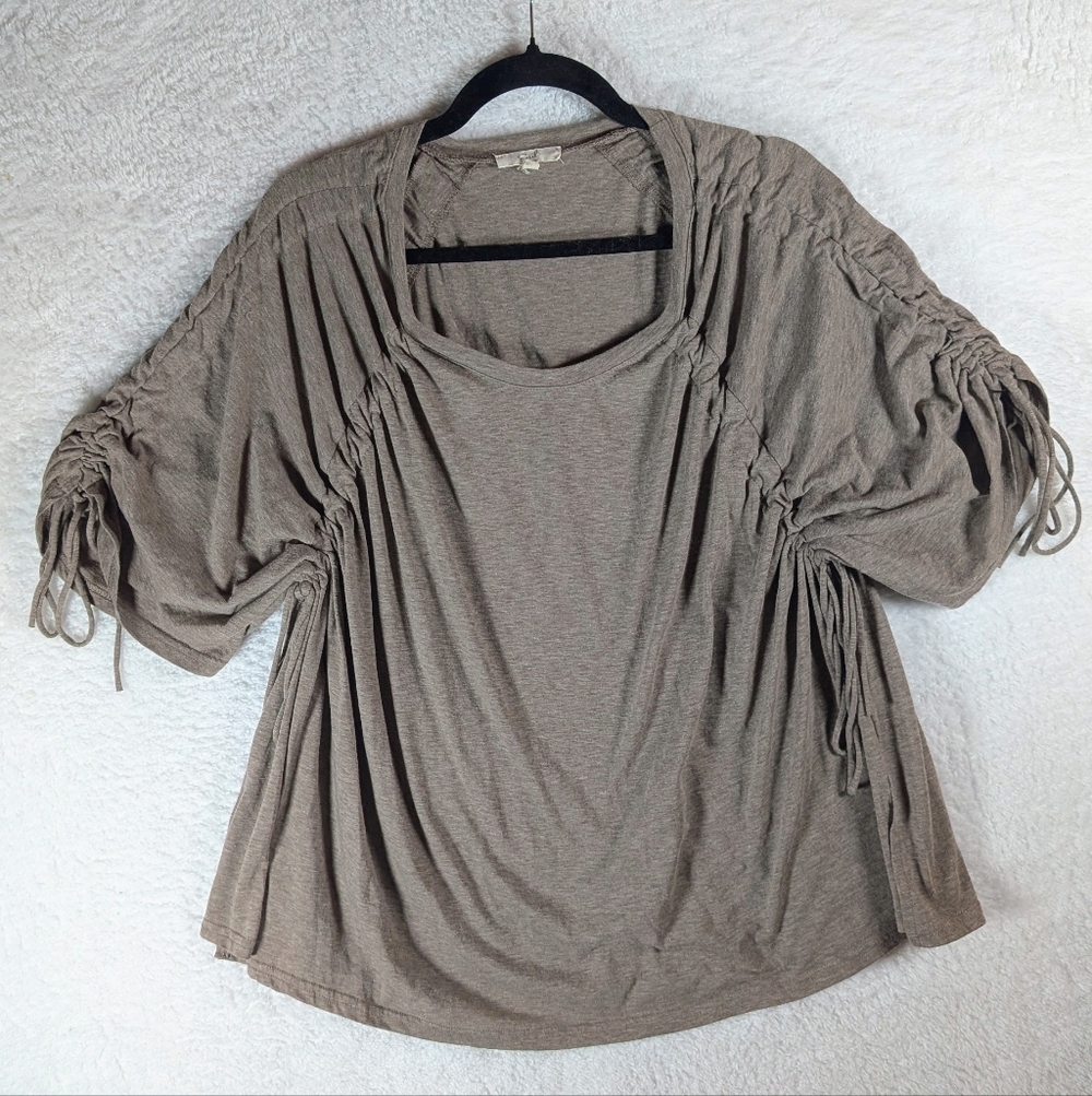 667-Easel Taupe Ruched Sleeve Blouse